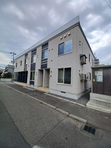 北海道札幌市白石区北郷八条４丁目 賃貸アパート