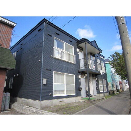 北海道札幌市白石区中央三条５丁目 賃貸アパート