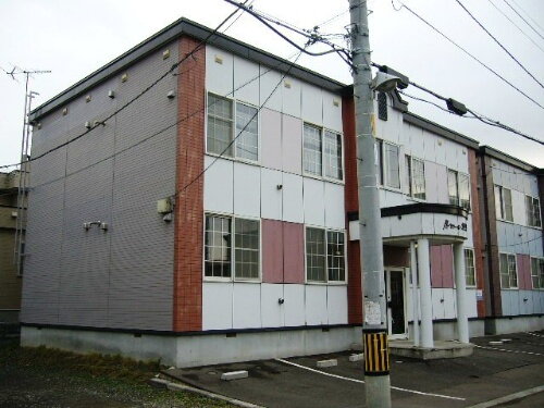 北海道札幌市白石区北郷八条３丁目 賃貸アパート