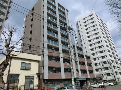 北海道札幌市白石区菊水四条３丁目 賃貸マンション