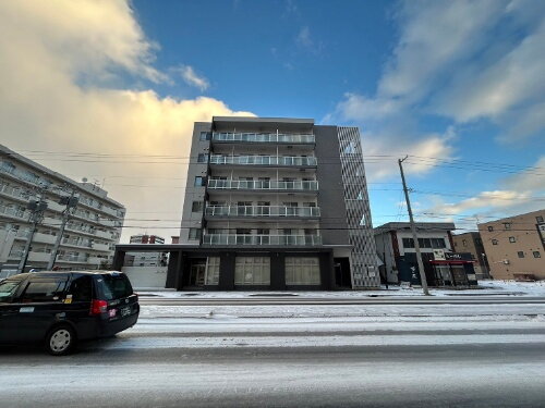 北海道札幌市東区北二十一条東１６丁目 6階建 築13年4ヶ月