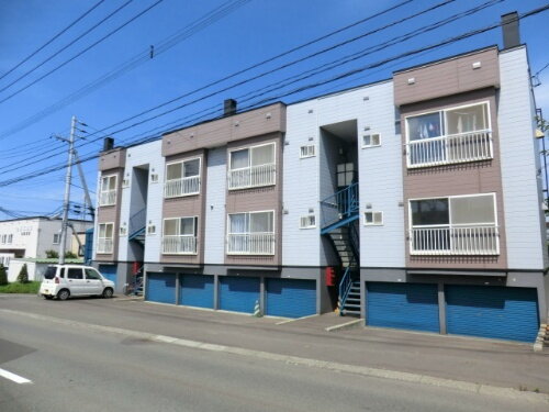 北海道札幌市白石区北郷一条３丁目 2階建 築34年11ヶ月