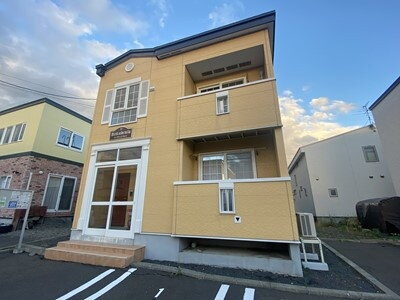 北海道札幌市白石区川北三条３丁目 賃貸アパート