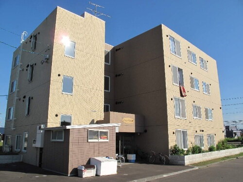 マンション樹林 4階建