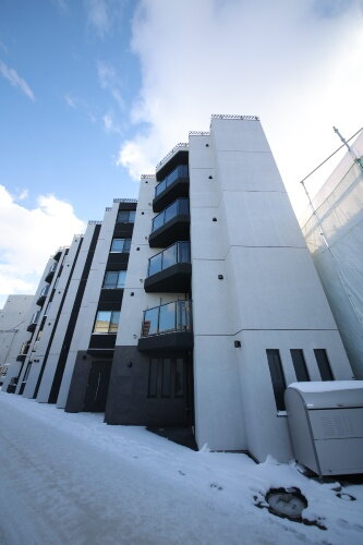 北海道札幌市中央区北七条西１１丁目 賃貸マンション