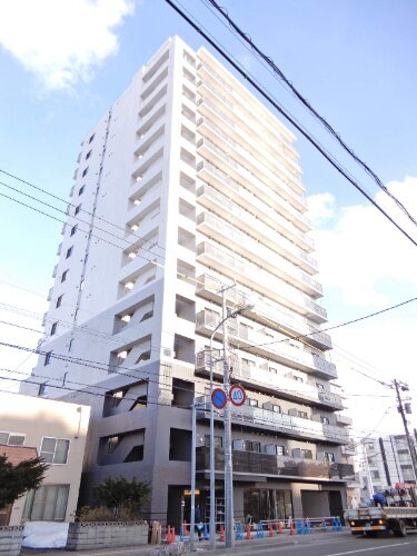 アルファスクエア北１５条 15階建