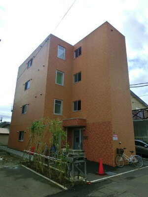 北海道札幌市西区八軒九条東４丁目 賃貸マンション