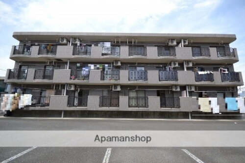 群馬県前橋市下小出町２丁目 3階建 築26年10ヶ月