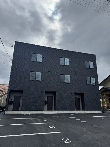 群馬県渋川市行幸田 テラスハウス