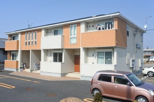 群馬県伊勢崎市市場町１丁目 賃貸アパート