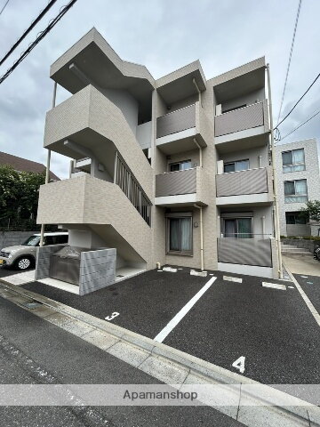 埼玉県さいたま市浦和区領家１丁目 3階建