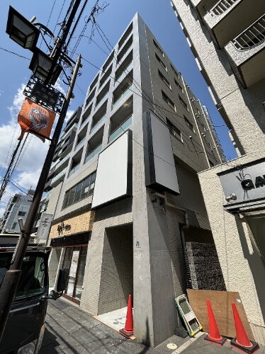 ラ・セネシオ 7階建