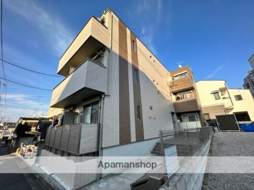 埼玉県さいたま市浦和区東仲町 築6年11ヶ月 3階建