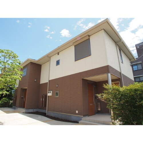 埼玉県さいたま市大宮区三橋１丁目 築11年8ヶ月 2階建