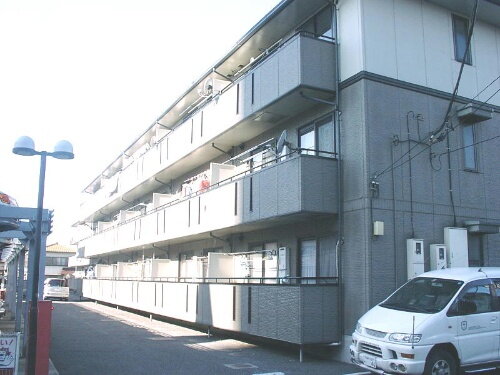 埼玉県さいたま市中央区上落合２丁目 3階建 築28年8ヶ月
