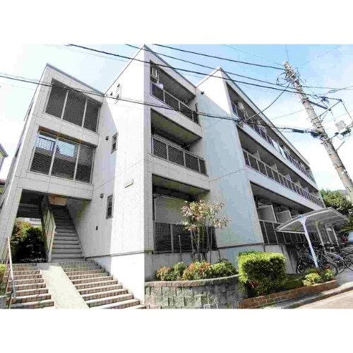 埼玉県さいたま市浦和区神明２丁目 築18年6ヶ月 3階建