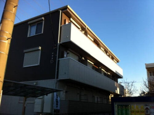 東京都葛飾区鎌倉２丁目 3階建 築10年6ヶ月