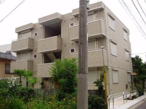 東京都大田区田園調布本町 3階建 築15年