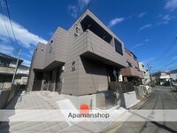 東京都三鷹市大沢6丁目 2階建