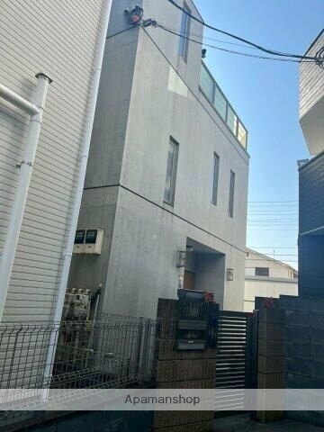 東京都三鷹市上連雀７丁目 3階建