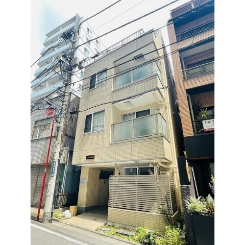 東京都新宿区四谷三栄町 賃貸マンション