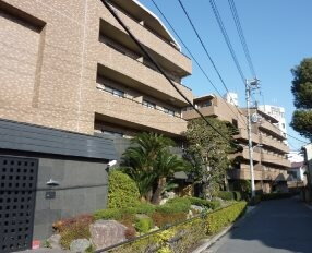 東京都板橋区東新町１丁目 5階建 築25年