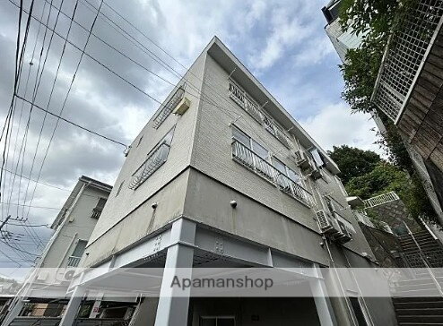 東京都三鷹市大沢１丁目 賃貸アパート