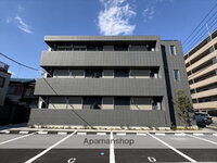 神奈川県座間市相武台1丁目 3階建