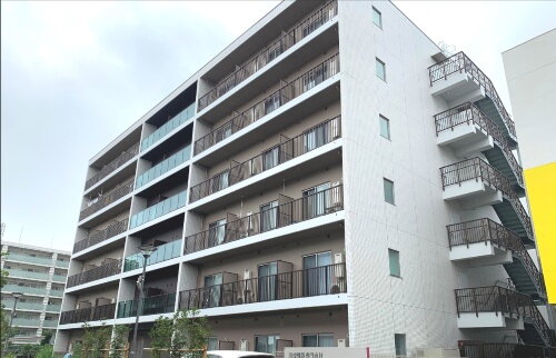 神奈川県横浜市金沢区富岡東２丁目 賃貸マンション