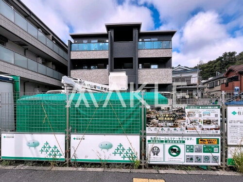 神奈川県横浜市金沢区六浦２丁目 賃貸マンション