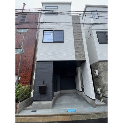 神奈川県川崎市川崎区宮前町 賃貸一戸建て