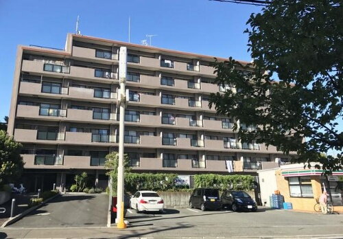 神奈川県川崎市麻生区黒川 賃貸マンション