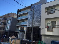 D.Largo鶴見