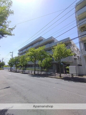 神奈川県川崎市宮前区鷺沼４丁目 5階建