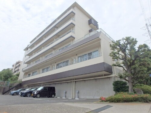江田パークサイドマンション 5階建