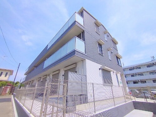 神奈川県川崎市宮前区けやき平 3階建 築2年2ヶ月