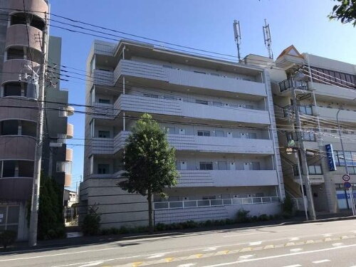 ロス・シンコ・ソラール 5階建