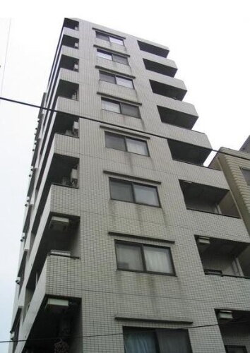 神奈川県横浜市西区戸部本町 9階建 築35年11ヶ月