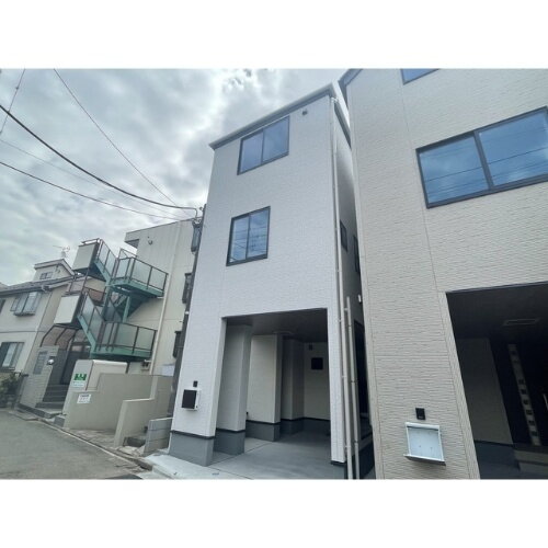 神奈川県川崎市中原区上平間 賃貸一戸建て