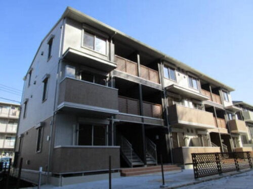 神奈川県川崎市麻生区上麻生５丁目 3階建 築9年5ヶ月