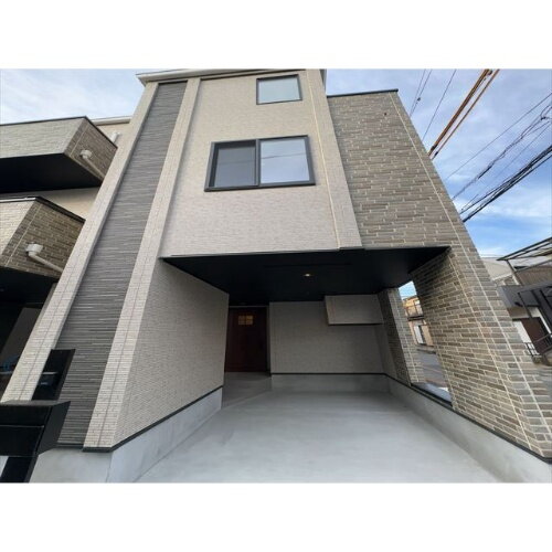 神奈川県川崎市幸区塚越４丁目 賃貸一戸建て