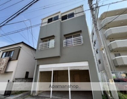 神奈川県横須賀市三春町１丁目 築54年10ヶ月 3階建