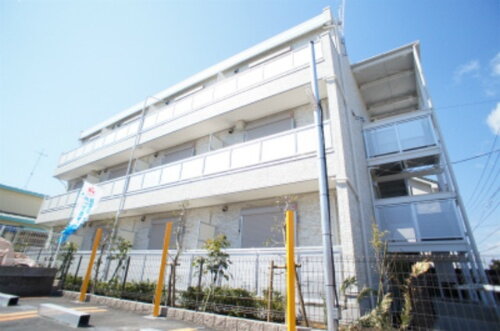 神奈川県藤沢市鵠沼海岸１丁目 賃貸マンション