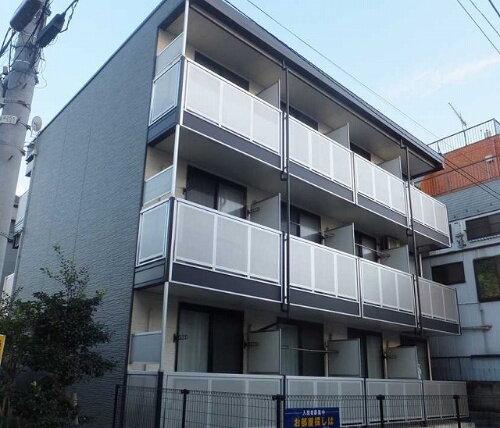 レオパレスムッターハウス羽田 3階建