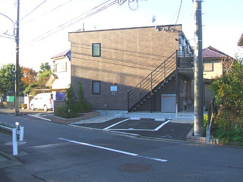 神奈川県横浜市緑区北八朔町 賃貸アパート