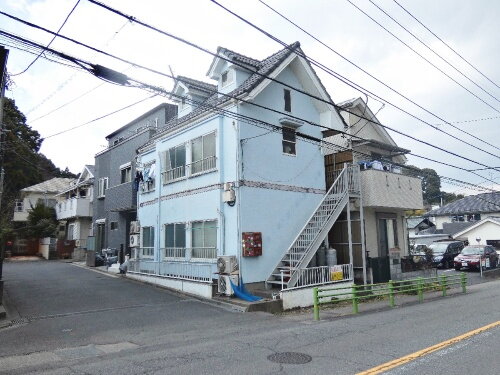 東京都多摩市関戸５丁目 2階建 築37年