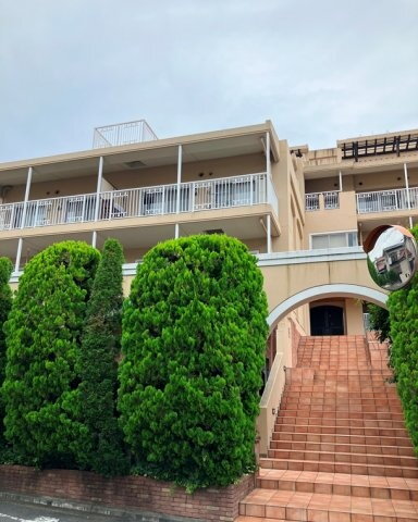 神奈川県横浜市保土ケ谷区鎌谷町 賃貸マンション