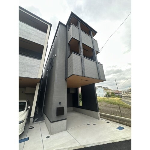 神奈川県川崎市高津区溝口６丁目 賃貸一戸建て