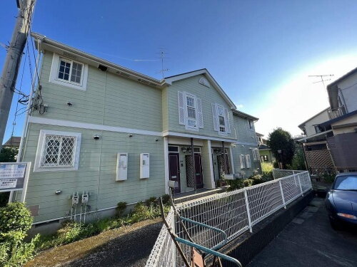 神奈川県伊勢原市串橋 賃貸アパート