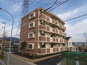 神奈川県南足柄市怒田 賃貸マンション